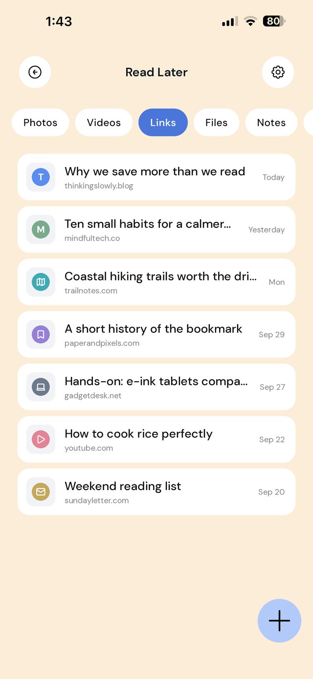 A Read Later folder in EZ Save with saved articles, a video and a newsletter